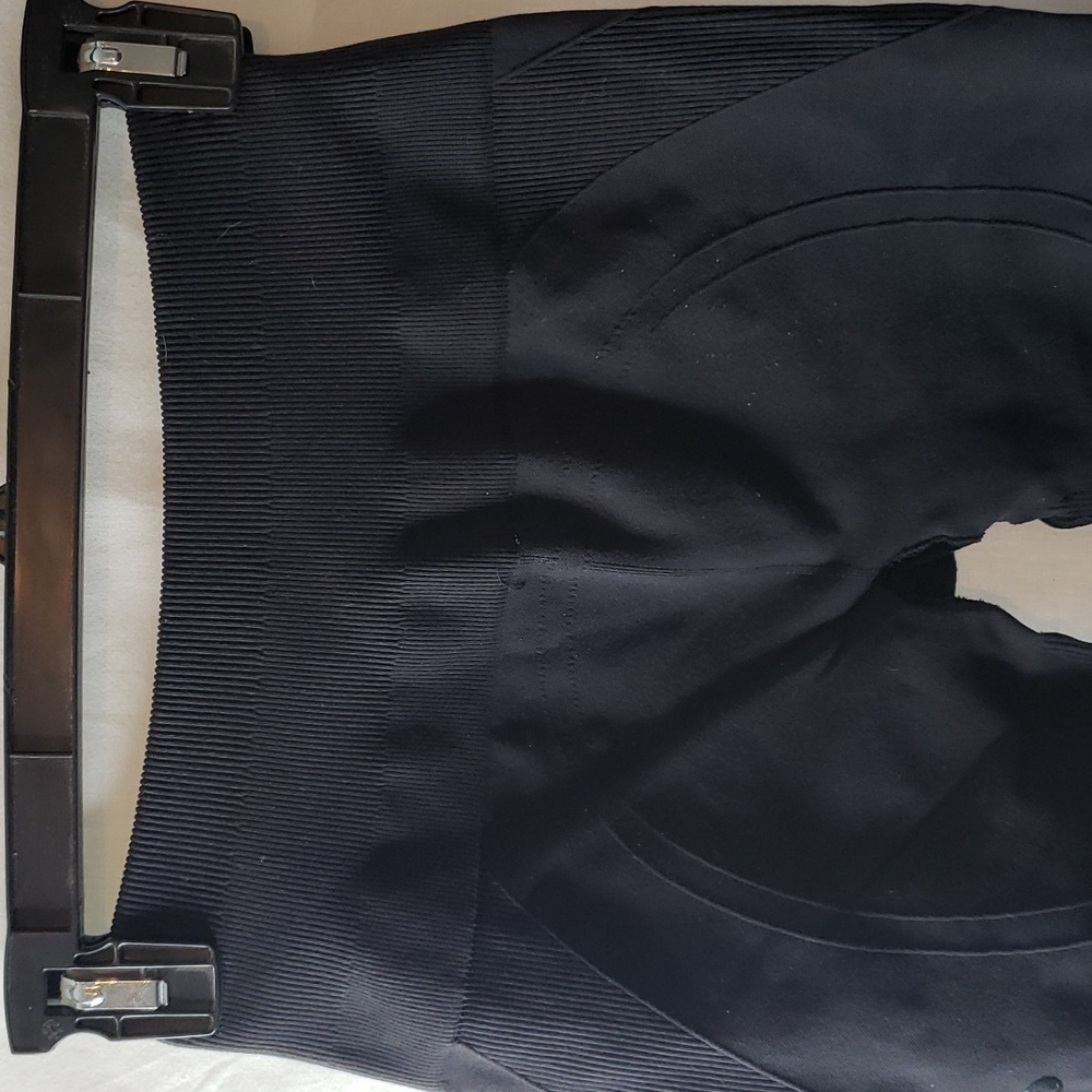 Lululemon Flow & Go Crop Leggings Size 2 - Picture 10 of 11